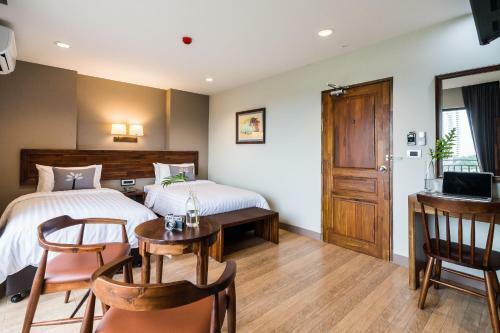 Olive Tree Hotel
