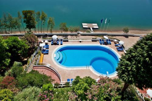 Hostal Estalagem Lago Azul