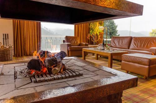 Hostal Estalagem Lago Azul