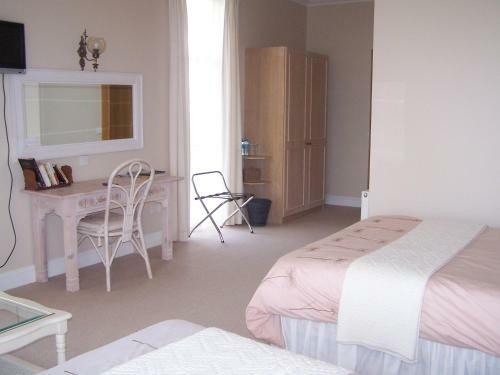Hostal Seasons Lodge Guesthouse