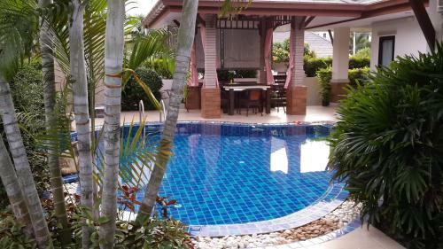 Victoria Villa
