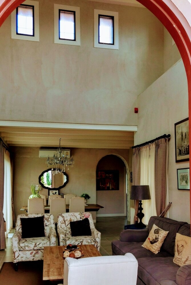 Villa Chivani Pattaya
