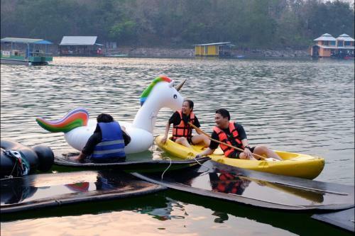 Phu Pan Floatel