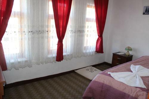 Bed & Breakfast Hotel Baykal