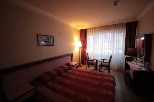 Hotel Eken Prestige
