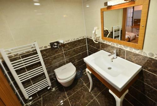 Uluhan Hotel