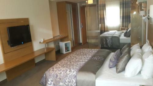 Grand Cali Hotel
