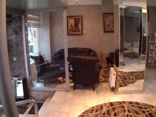 Hotel Karaba? Otel