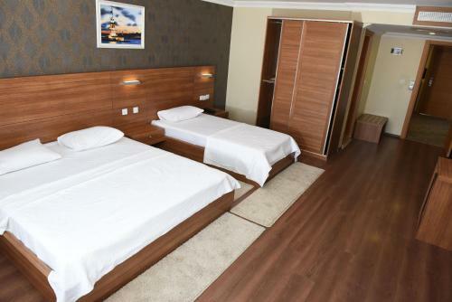 Carpediem Diamond Hotel