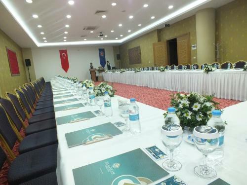 Demosan Hotel