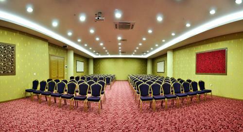 Demosan Hotel
