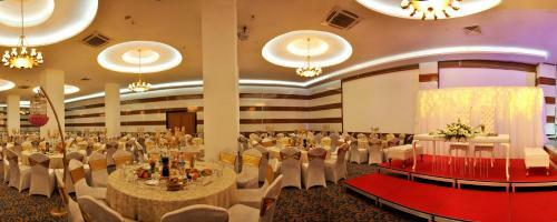 Demosan Hotel