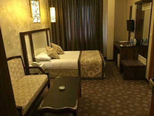 Hotel Cenas Otel
