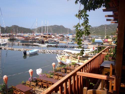 Onur Pension