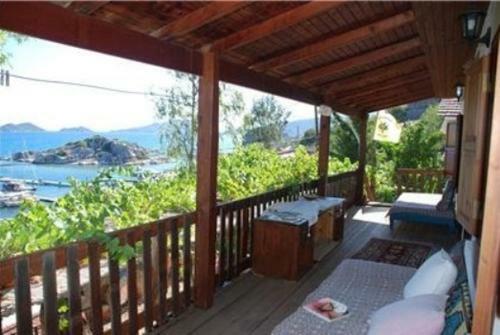 Hostal Simena Pension