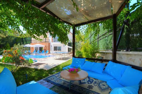 Korunakl? Villa Zara