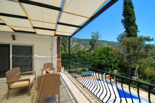 Korunakl? Villa Zara