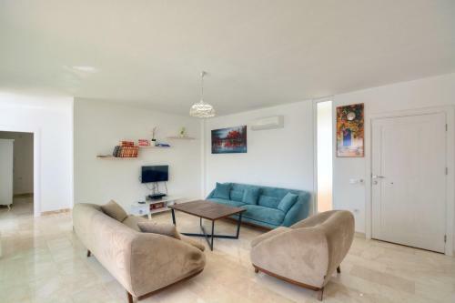 Korunakl? Villa Eda