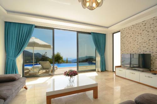 Private Villa Loya