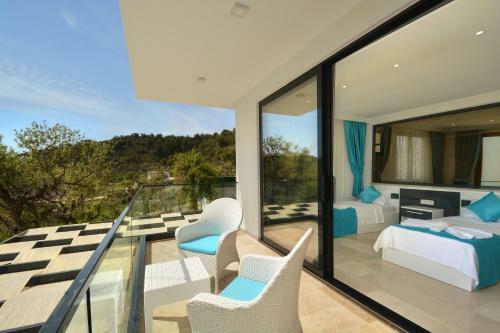 Private Villa Loya