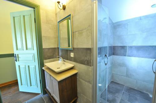 Bed & Breakfast Petrino G�k�eada Hotel&kitchen