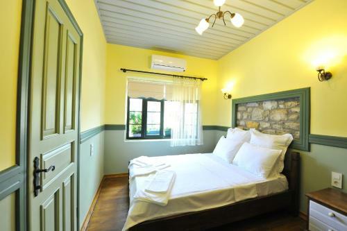 Bed & Breakfast Petrino G�k�eada Hotel&kitchen