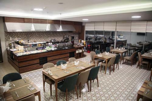 Hotel City ?neg�l