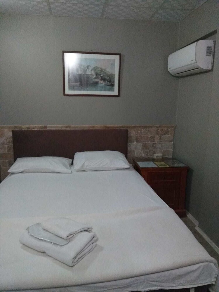 Elit Hotel Saray