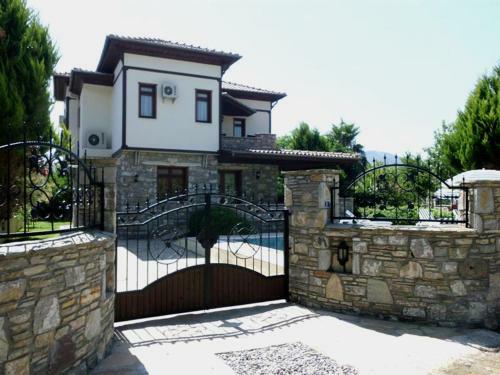 Villa Celik - 4 Bedrooms