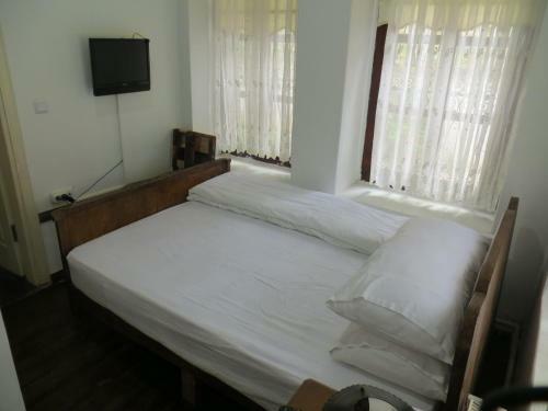 Hotel Sebile Han?m Kom?u Konak