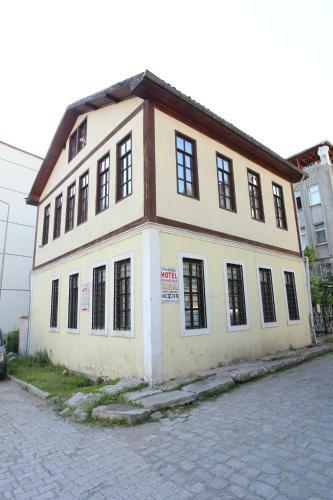 Hotel Sebile Han?m Kom?u Konak