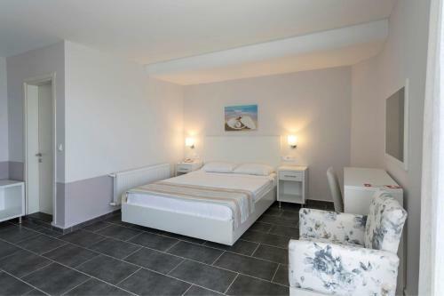 Troas Beach Hotel