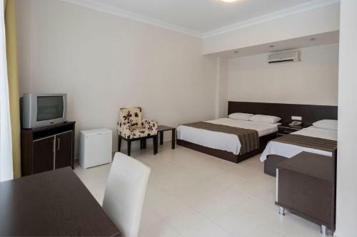 Troas Beach Hotel