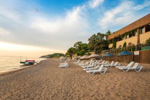 Troas Beach Hotel
