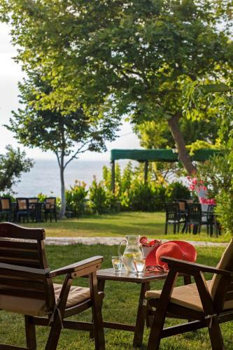 Troas Beach Hotel