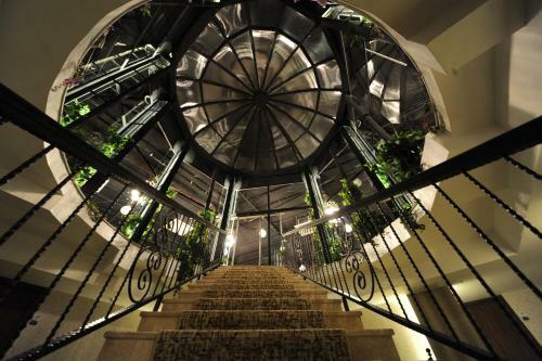 Yucel Hotel