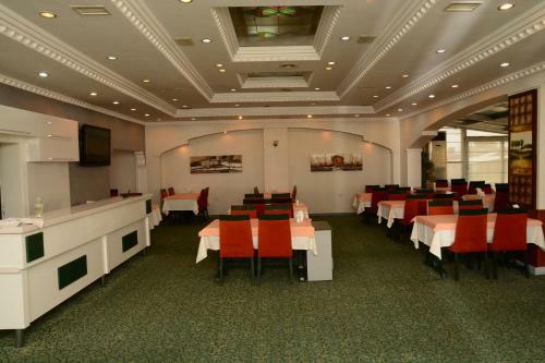 Grand Uzcan Hotel