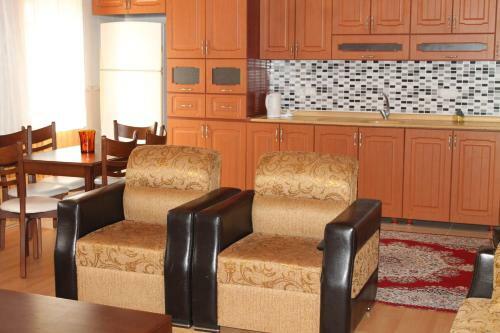 Apartamento Kurtar Suites-1