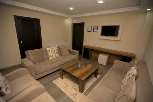 Yayla Hotel