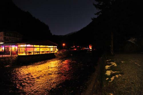 Motel Cam Hotel & Restaurant 2