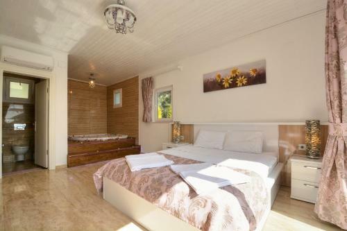 Private Villa Araf