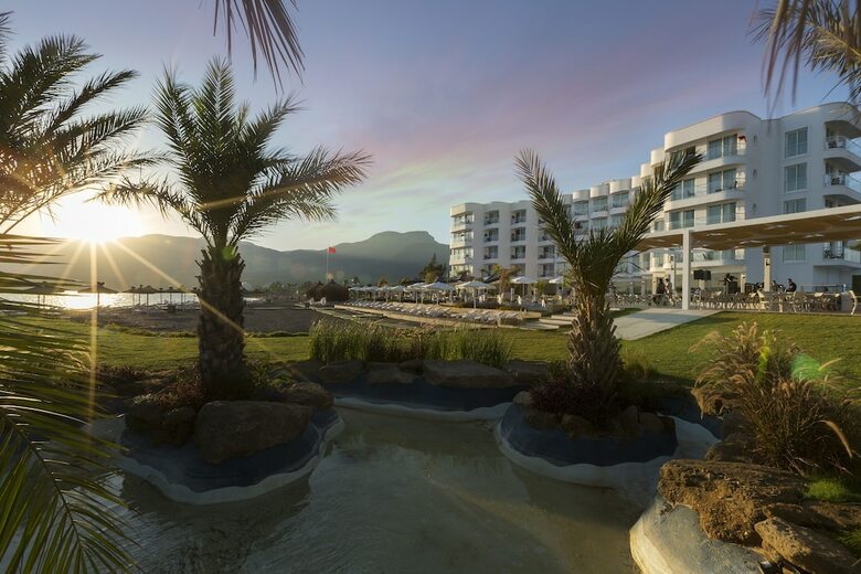 Marpessa Blue Beach Resort & Spa Hotel