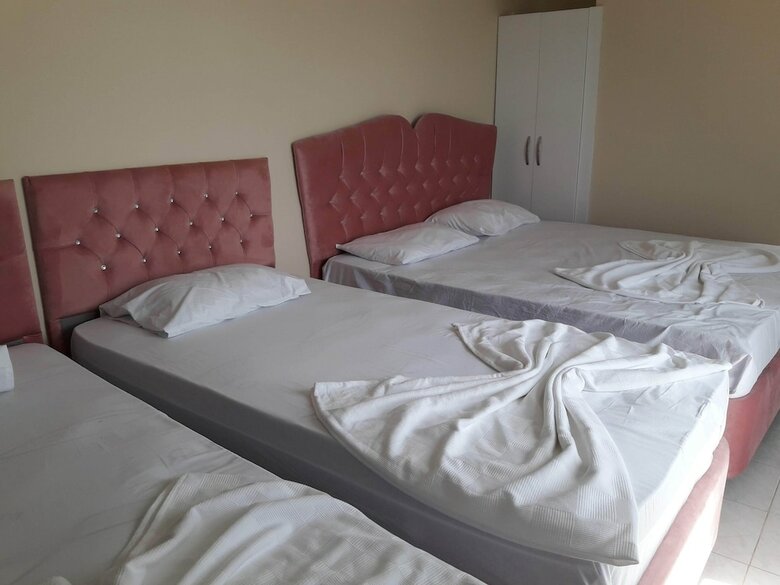 Has Hotel