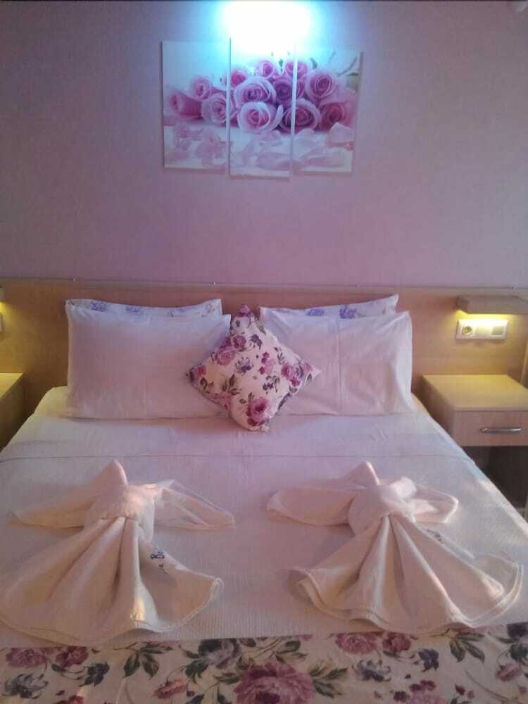 Mola Hotel