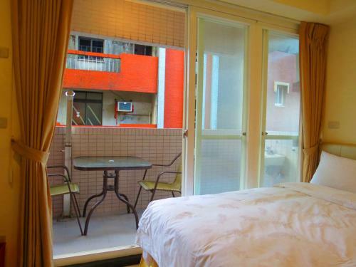 Bed & Breakfast Ez Stay Juifen(Ruifang Station)