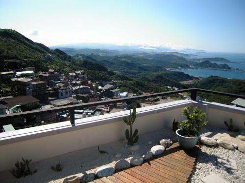 Chiu Chunt Dint B&B