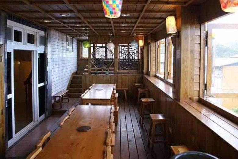 Bed & Breakfast Long Men Ke Zhan
