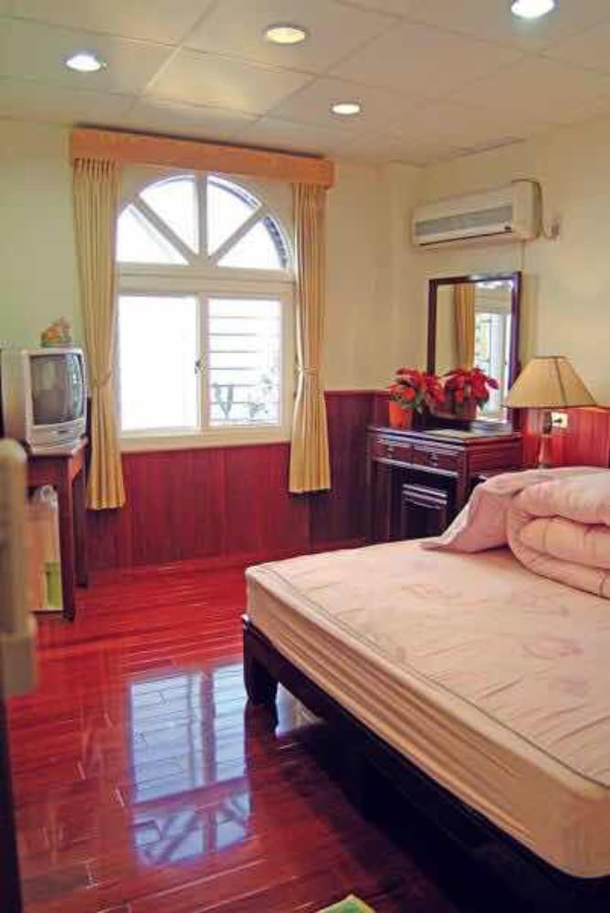 Bed & Breakfast Long Men Ke Zhan