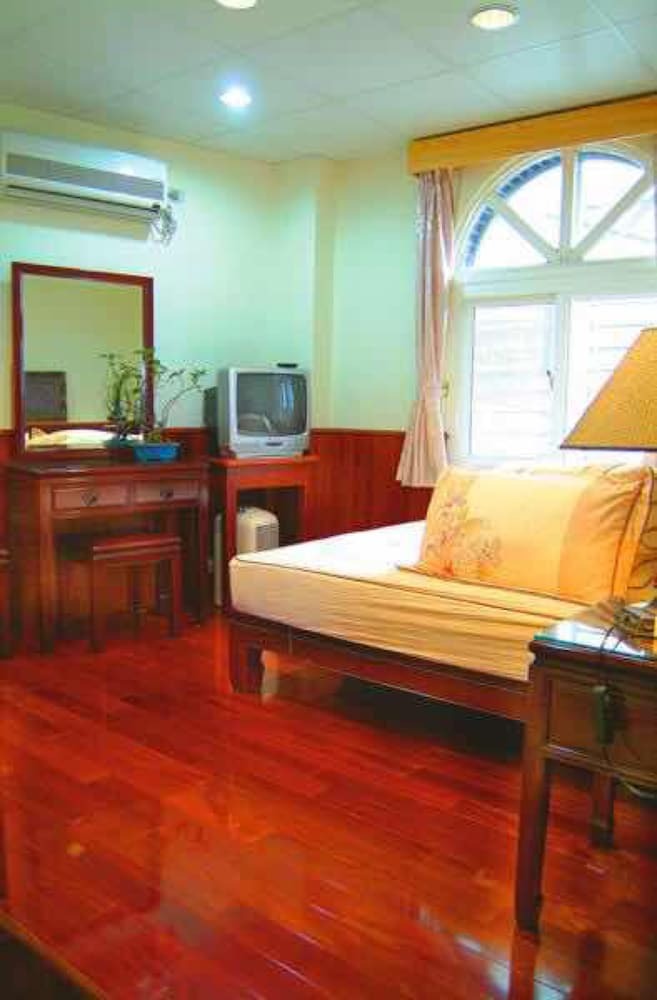 Bed & Breakfast Long Men Ke Zhan