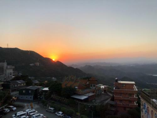 Jiufen Happyland B&B